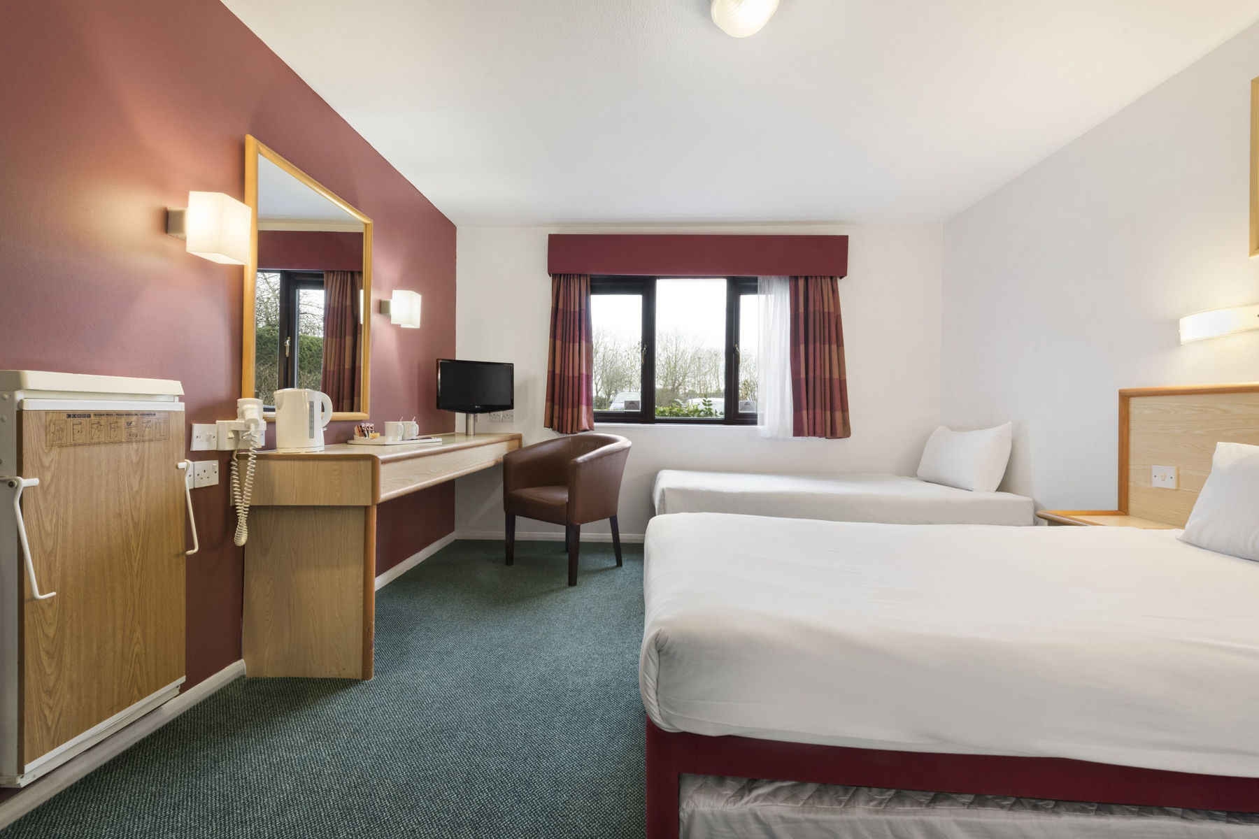 DAYS INN SEDGEMOOR M51