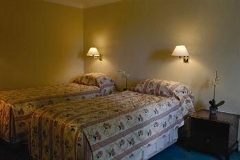 Lyndhurst Park Hotel3
