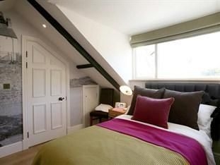 Browns Hotel - Laugharne4