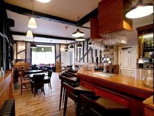 Browns Hotel - Laugharne3