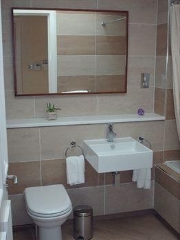 Dreamhouse Apartments Edinburgh Rothesay3