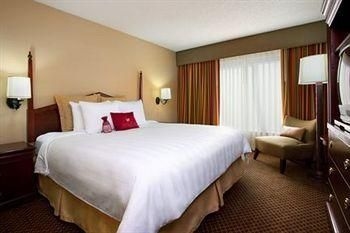 Wyndham Dallas - Park Central1