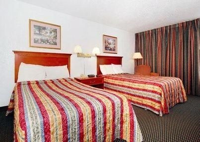 Rodeway Inn and Suites0
