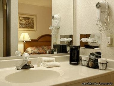 Baymont Inn and Suites Logan4
