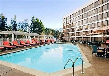 เพลแซนตัน แมริออท (Marriott Pleasanton)1