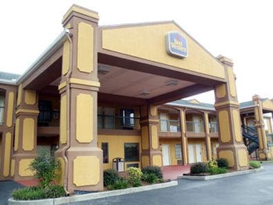 BEST WESTERN HAWKINSVILLE INN AND SUITES0