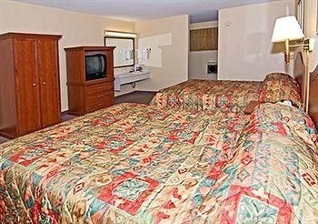 Rodeway Inn Kadoka1