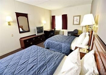 Magnuson Hotel Sandusky0