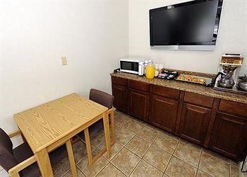 Rodeway Inn Grand Junction3