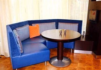 คอร์ทยาร์ดบายแมริออท สนามบินแมคแอลเลน (Courtyard by Marriott McAllen)0