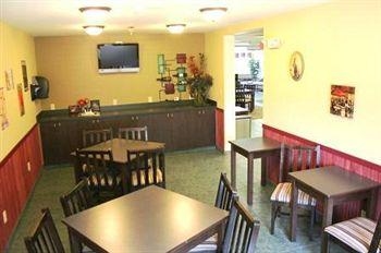 GuestHouse Inn & Suites Sutherlin1
