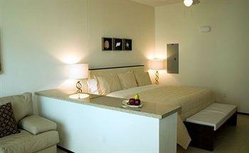 Peninsula Island Resort & Spa - All Suites2