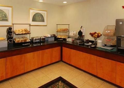 Comfort Inn Capitol Heights2