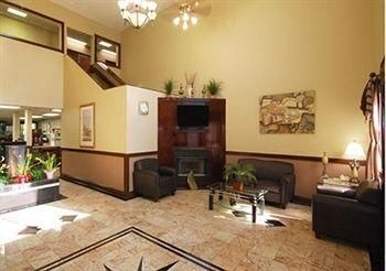 Comfort Suites Hinesville1