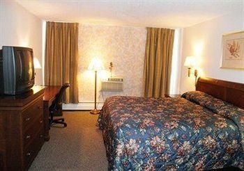 Econo Lodge0