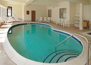 Comfort Suites Wytheville3