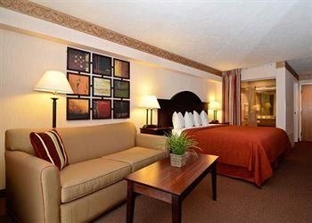 Quality Inn Conference Center4