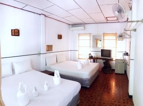 กีรติ บีช รีสอร์ท (Kirati Beach Resort)1