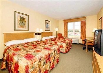 Comfort Inn And Suites 17th St2