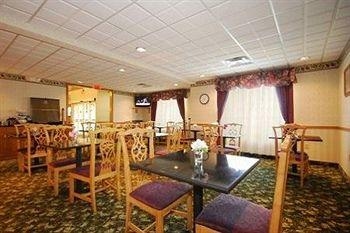 Country Inn & Suites By Carlson Fairborn South4