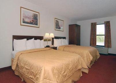 Comfort Inn Marion3
