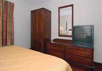Comfort Inn Marion0