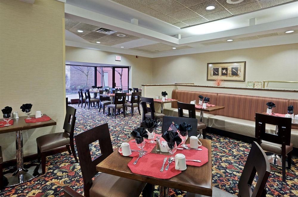 Radisson Hotel Cleveland Airport1