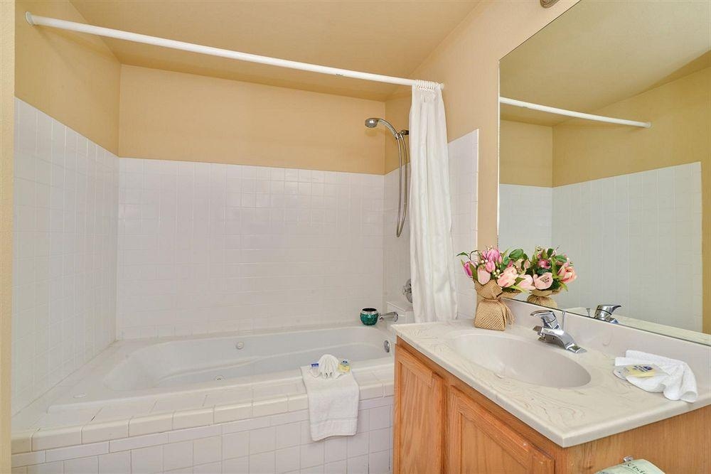 AMERICAS BEST VALUE INN LAKEWOOD SOUTH TACOMA4