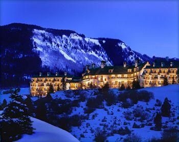 The Lodge & Spa at Cordillera1