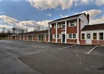 Econo Lodge0