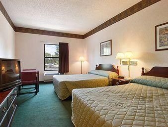 Super 8 Aiken1