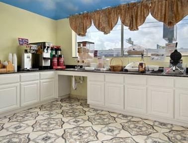 Days Inn And Suites Houston Channelview TX0