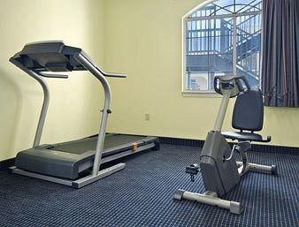 Days Inn And Suites Houston Channelview TX1