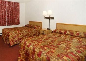 Econo Lodge Battle Creek1