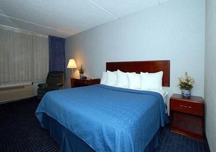 Quality Inn Finger Lakes Region4