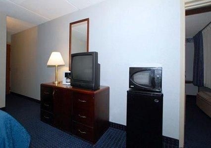 Quality Inn Finger Lakes Region3