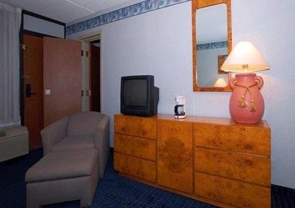 Quality Inn Finger Lakes Region2