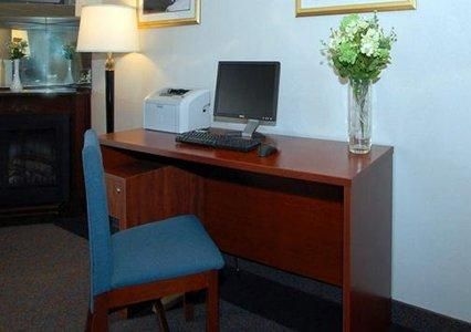 Quality Inn Finger Lakes Region1