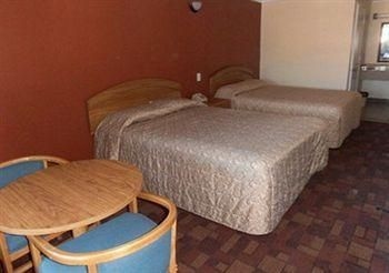 Econo Lodge0