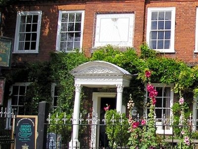 Old Brewery House0
