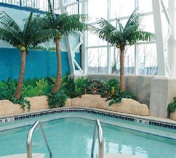 Big Splash Adventure Indoor Water Park & Resort1
