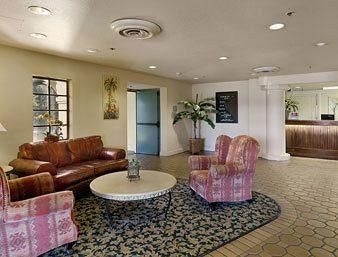Ramada Inn2
