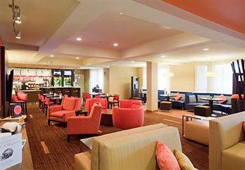 Courtyard Dayton Beavercreek4
