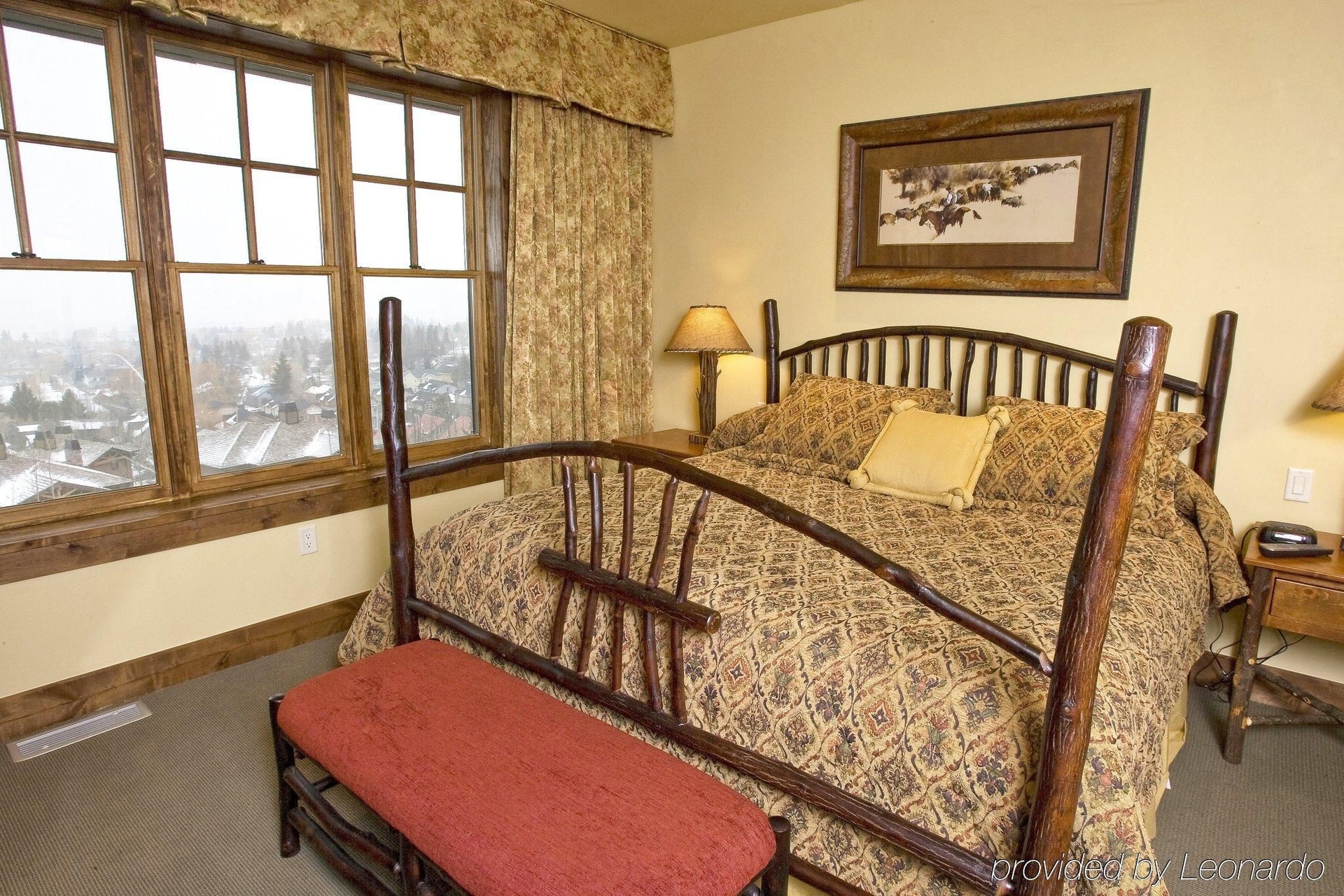 Love Ridge Resort Lodges3