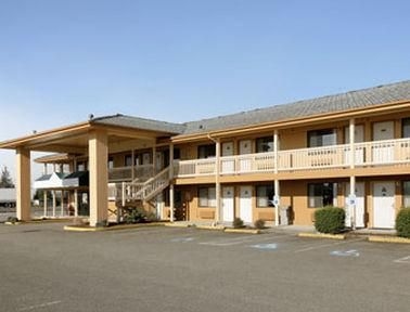 Days Inn Fife2
