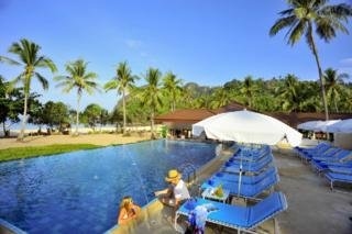 เกาะมุก ชาลีบีช รีสอร์ท (Koh Mook Charlie Beach Resort)3