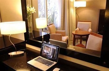 Howard Johnson Resort Spa & Convention Center Lujan1