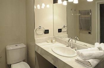 Howard Johnson Resort Spa & Convention Center Lujan0