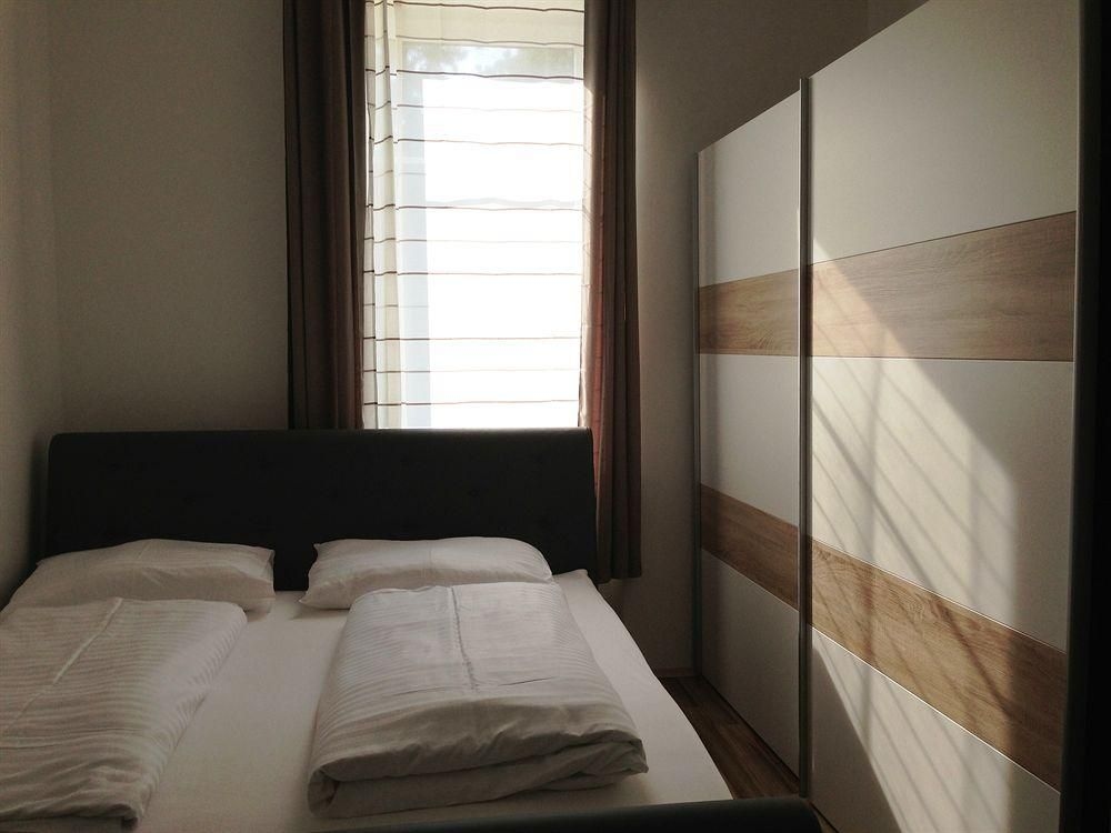 Vienna Star Apartments Voslauer StraZe1