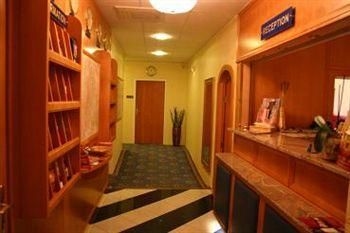 Corvinus Hotel Pension3
